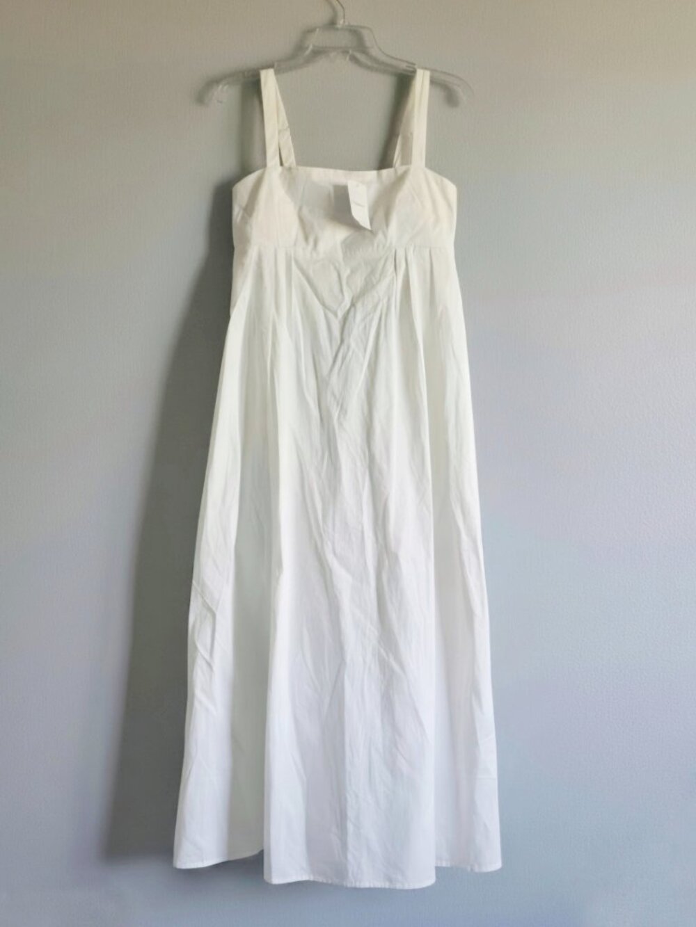 Forever 21 White Sleeveless Maxi Dress size M